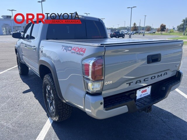 2020 Toyota Tacoma TRD Off-Road photo 3
