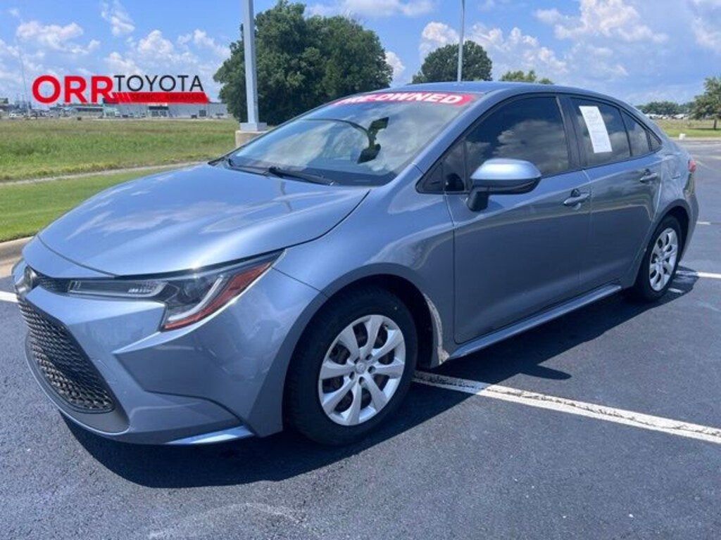 Used 2020 Toyota Corolla LE Sedan