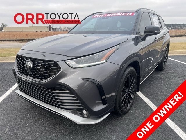 2024 Toyota Highlander XSE's photo