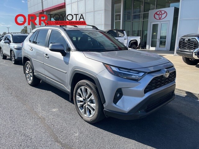 2024 Toyota RAV4 XLE Premium photo 2