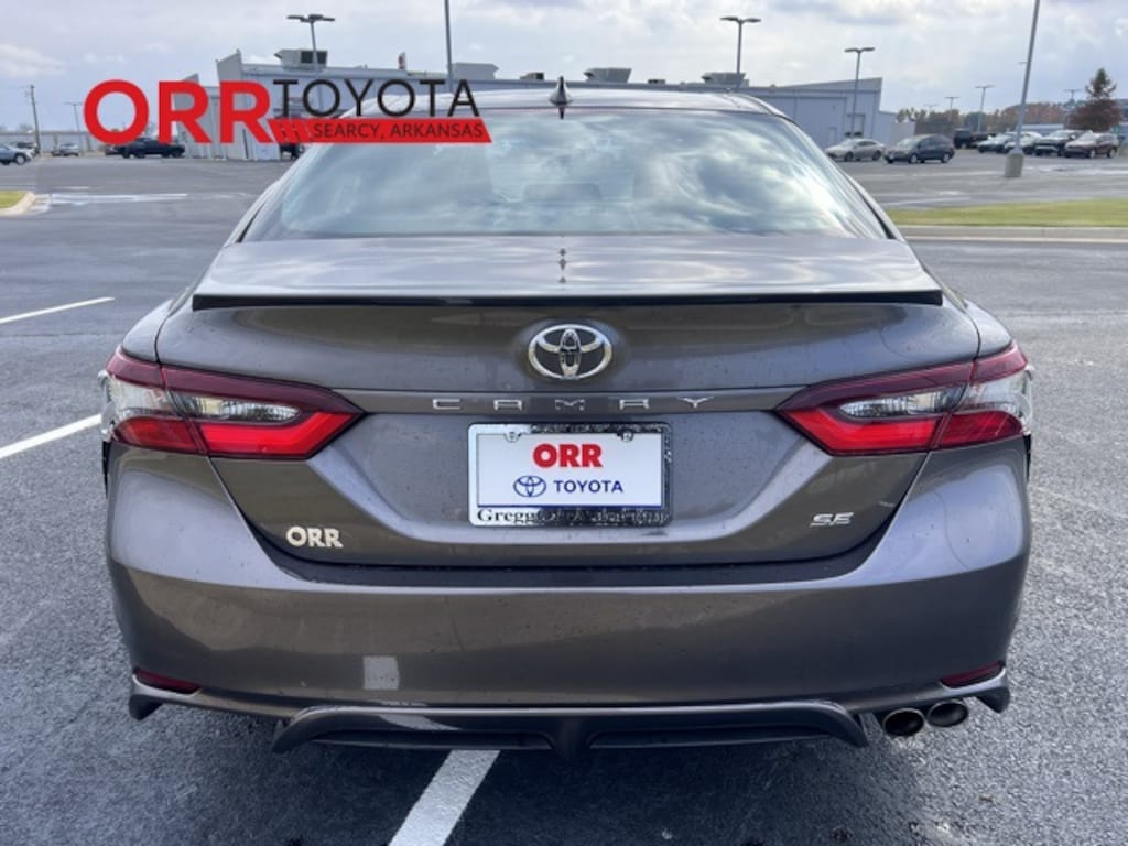 Used 2024 Toyota Camry SE Sedan