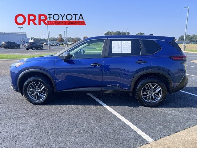 2023 Nissan Rogue S photo 2