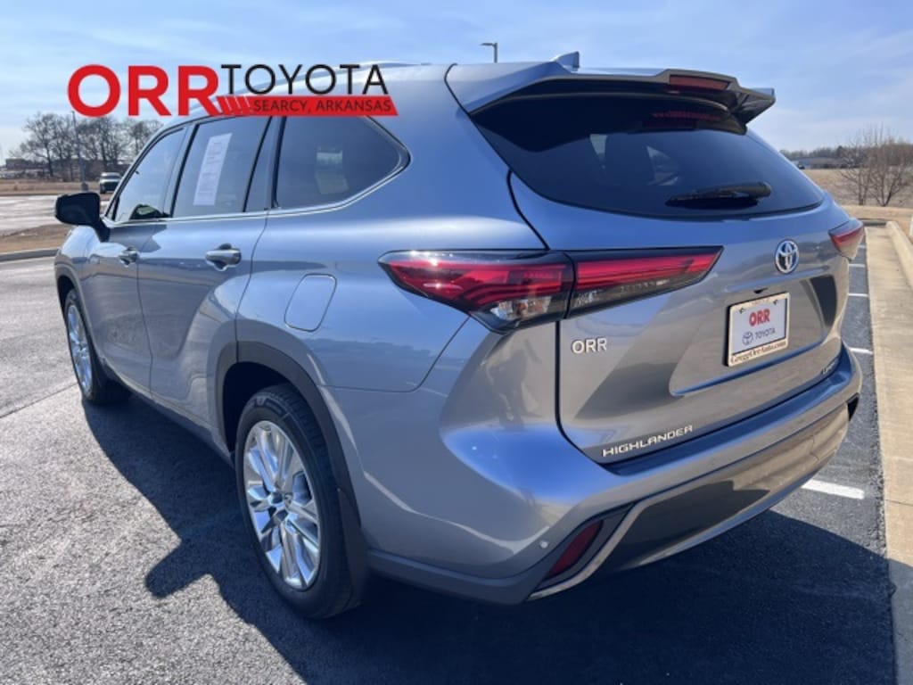 Used 2021 Toyota Highlander Hybrid Limited SUV