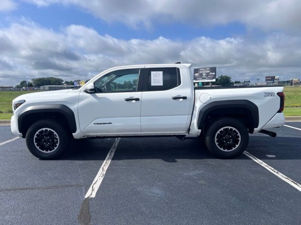 Used 2025 Toyota Tacoma TRD Off-Road Truck Double Cab