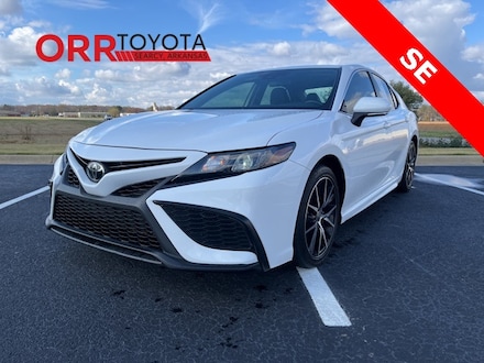 2023 Toyota Camry SE Sedan
