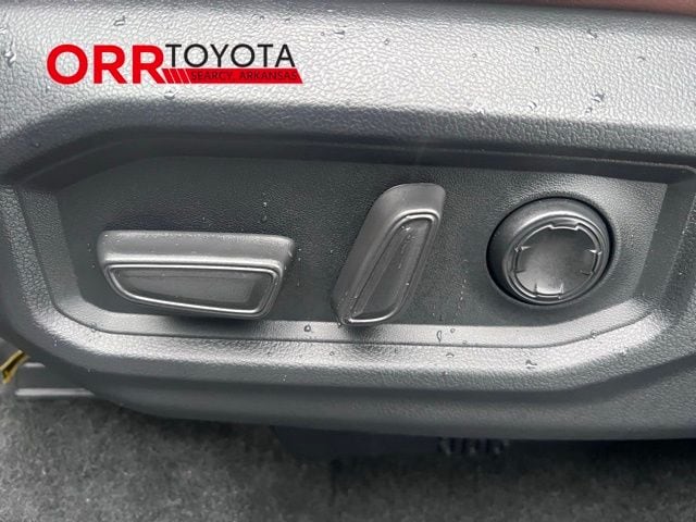 2024 Toyota Tundra 1794 Edition - Photo 19