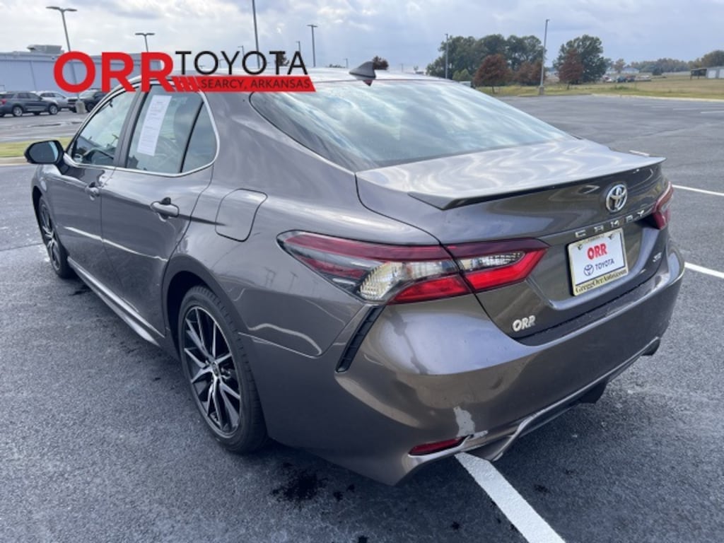 Used 2024 Toyota Camry SE Sedan
