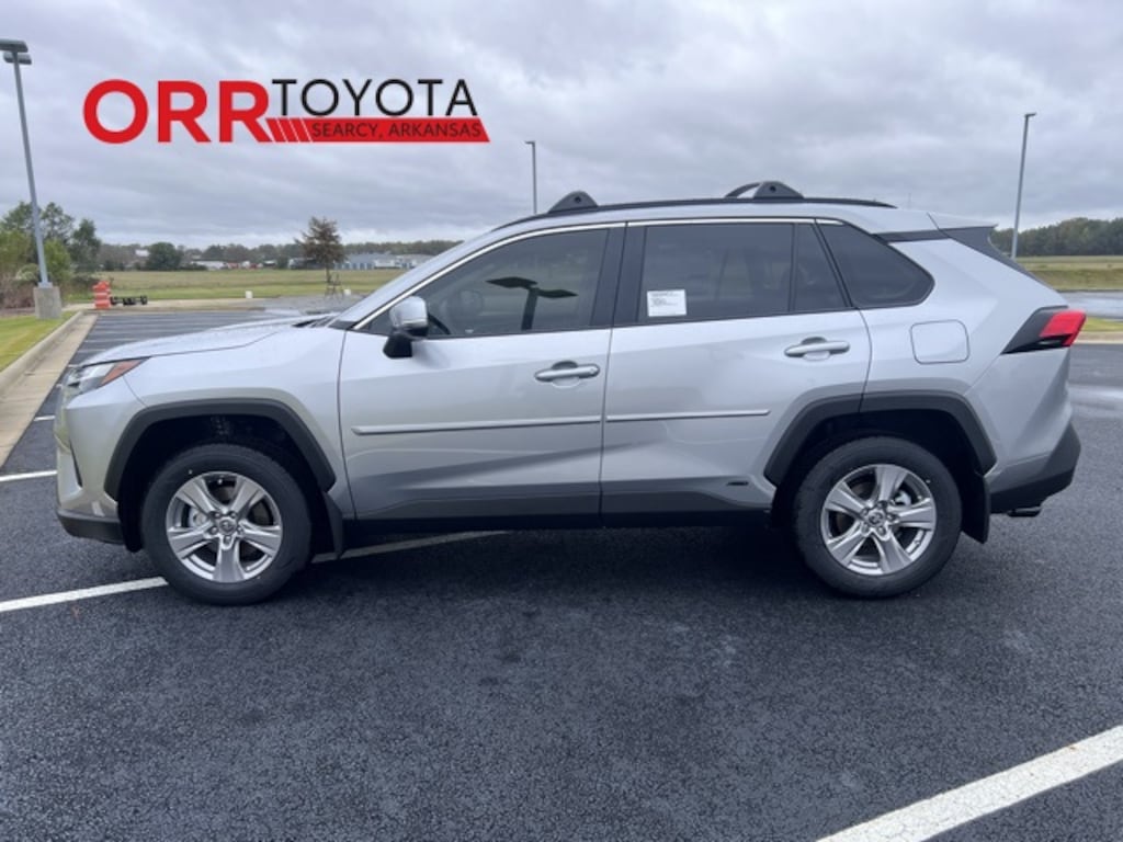 New 2025 Toyota RAV4 Hybrid XLE SUV