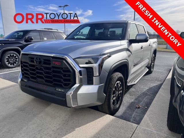 2022 Toyota Tundra SR5's photo