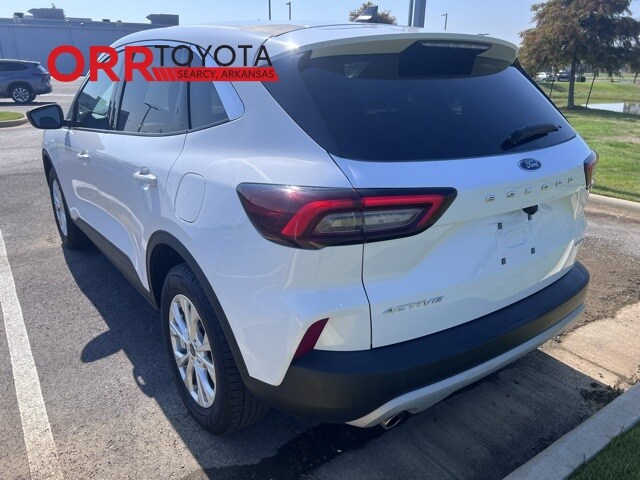 2023 Ford Escape Active photo 2