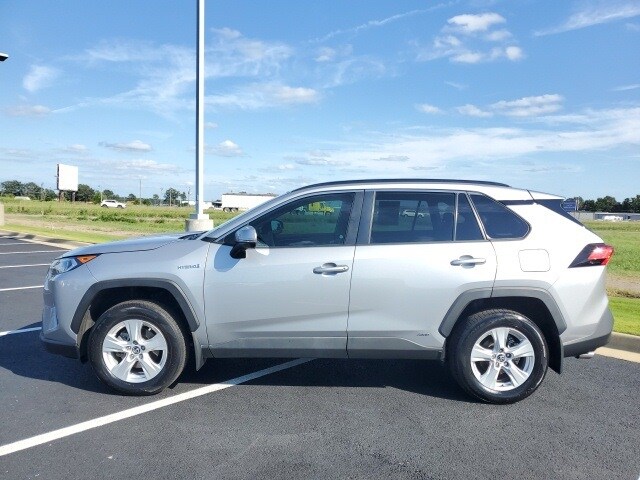 Used 2021 Toyota RAV4 XLE with VIN 2T3R6RFV5MW004155 for sale in Searcy, AR