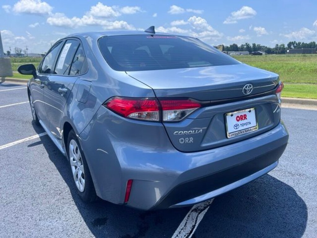 Used 2020 Toyota Corolla LE Sedan