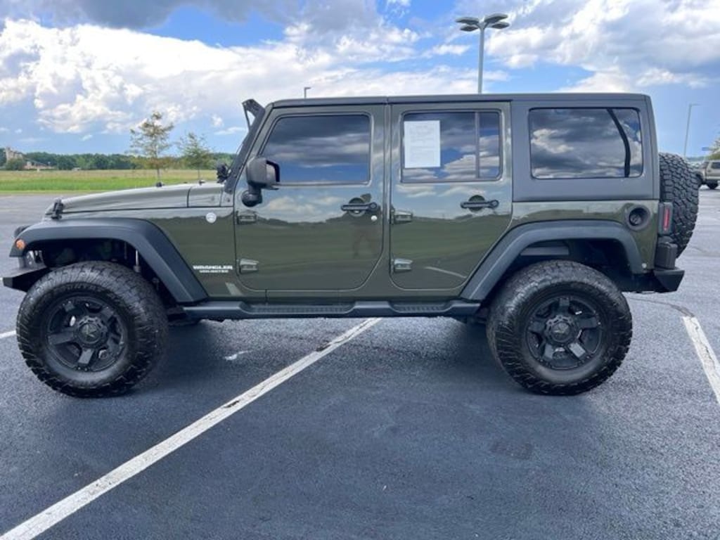 Used 2015 Jeep Wrangler Unlimited Unlimited Sport SUV