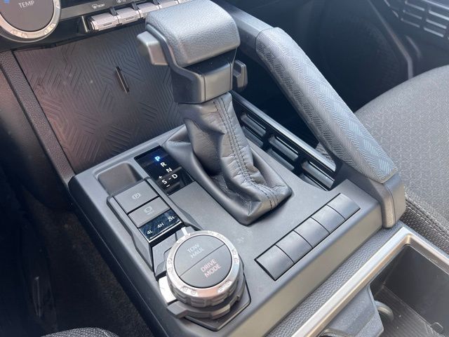 2025 Toyota 4Runner SR5 - Photo 20