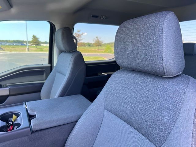 2025 Ford F-150 XLT - Photo 18