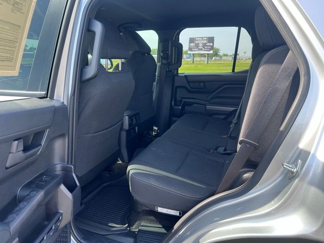 2025 Toyota 4Runner SR5 - Photo 22