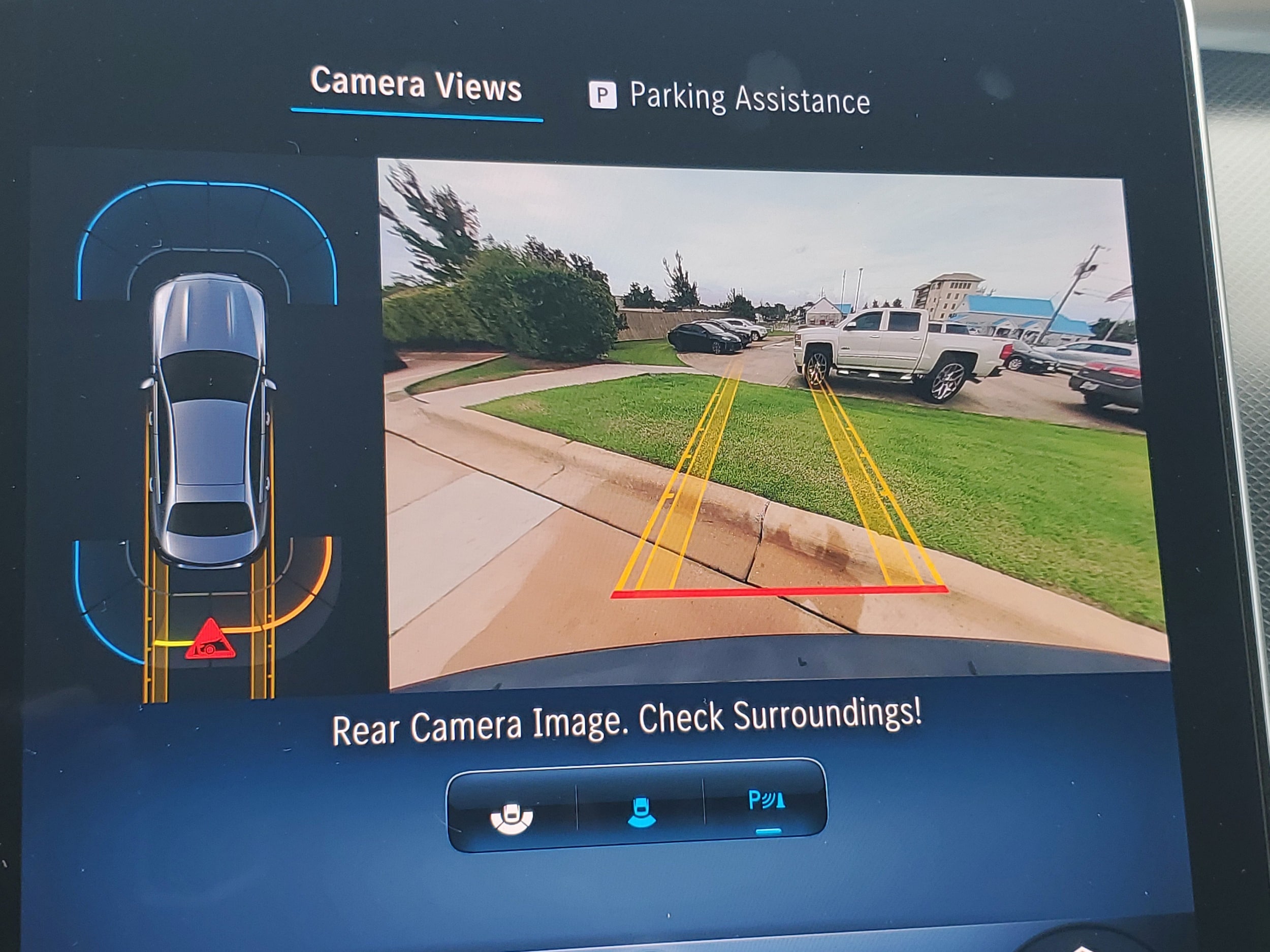 2025 Mercedes-Benz C-Class Sedan C 300 - Photo 24