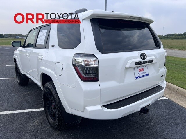 2023 Toyota 4Runner SR5 Premium photo 3