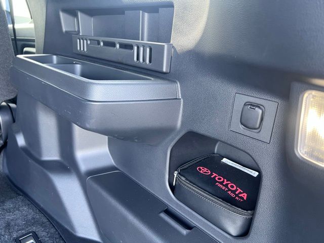 2025 Toyota 4Runner SR5 - Photo 25