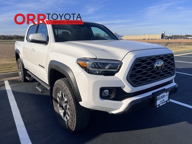2023 Toyota Tacoma TRD Off-Road photo 3