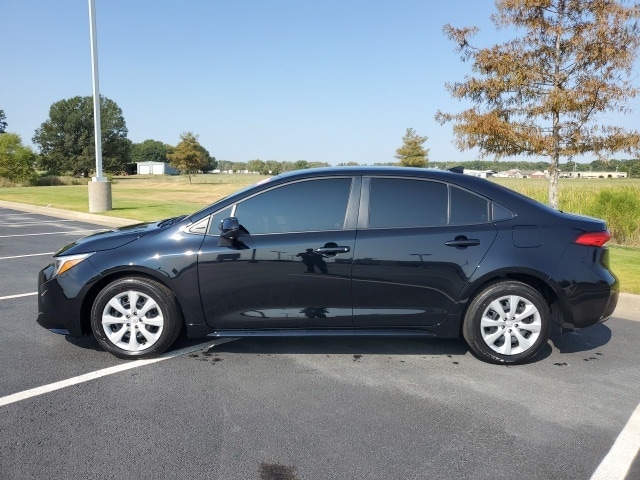 Used 2023 Toyota Corolla LE with VIN JTDBCMFE8P3023321 for sale in Searcy, AR