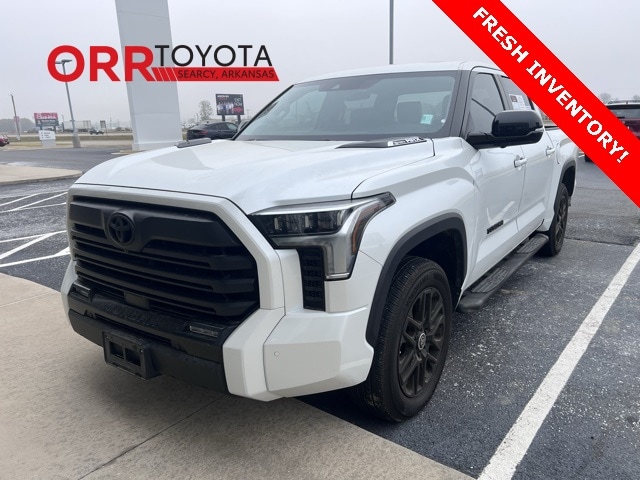 2024 Toyota Tundra Limited's photo