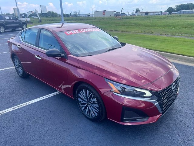 2025 Nissan Altima SV - Photo 10
