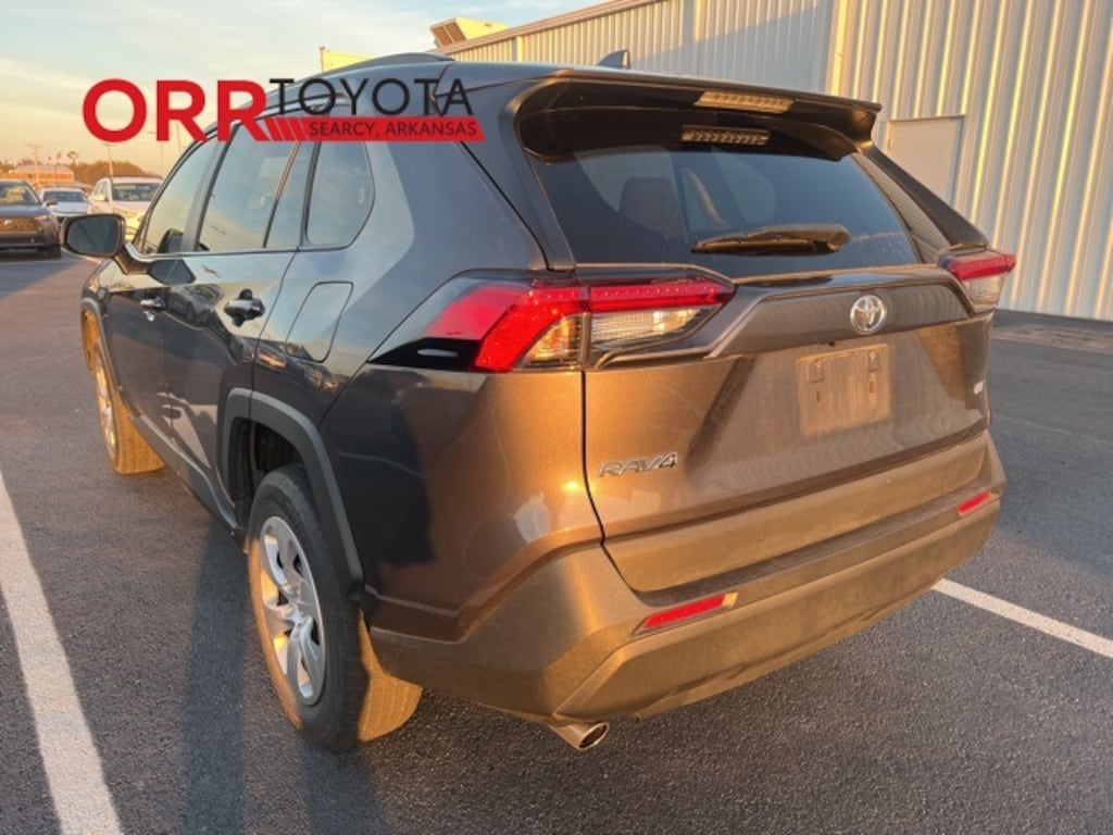 Used 2020 Toyota RAV4 LE SUV