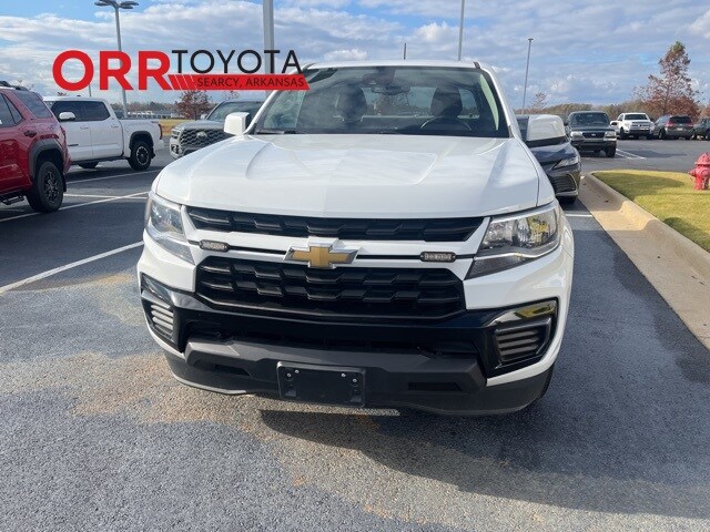2022 Chevrolet Colorado LT photo 2