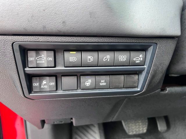 2025 Toyota Tundra Platinum - Photo 19
