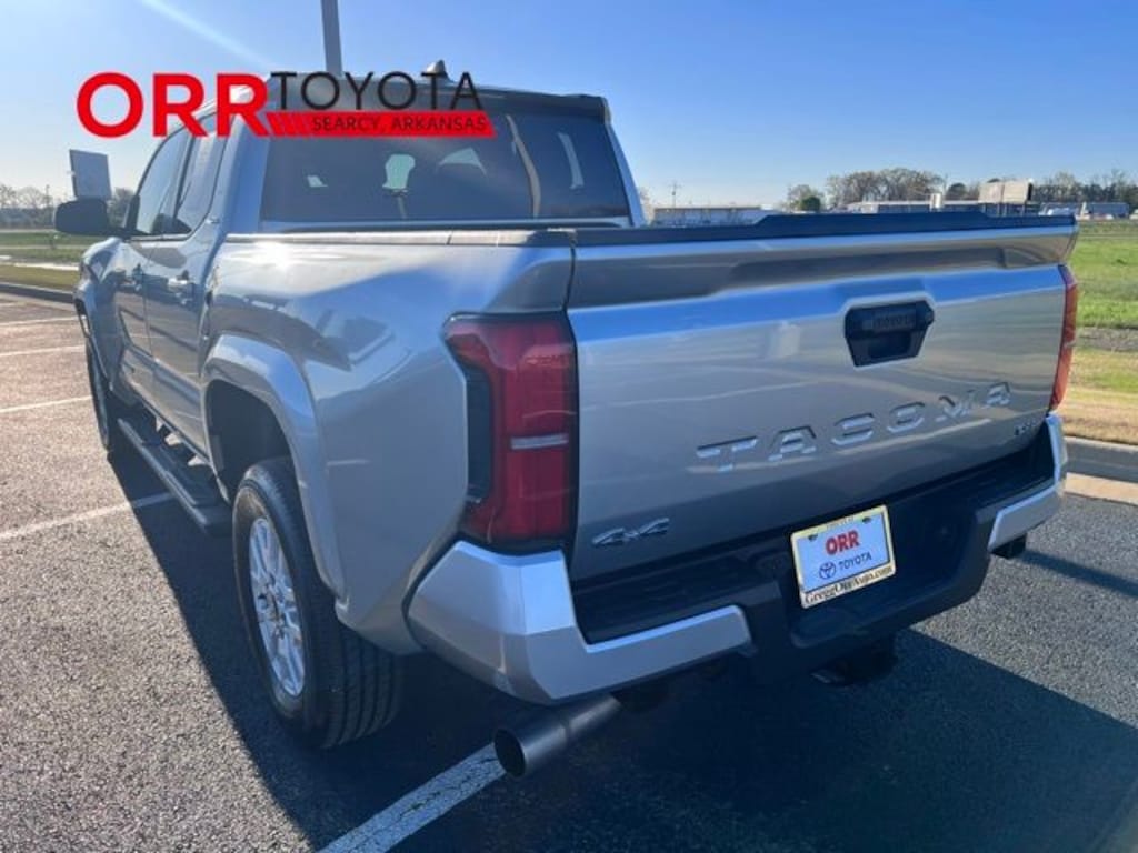 Used 2024 Toyota Tacoma SR5 Truck Double Cab