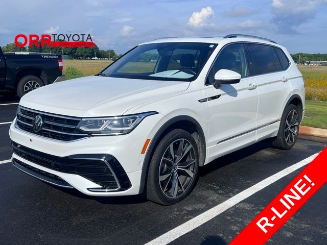 2024 Volkswagen Tiguan 2.0T SEL R-Line 4Motion's photo