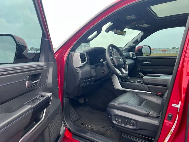 2025 Toyota Tundra Platinum - Photo 17