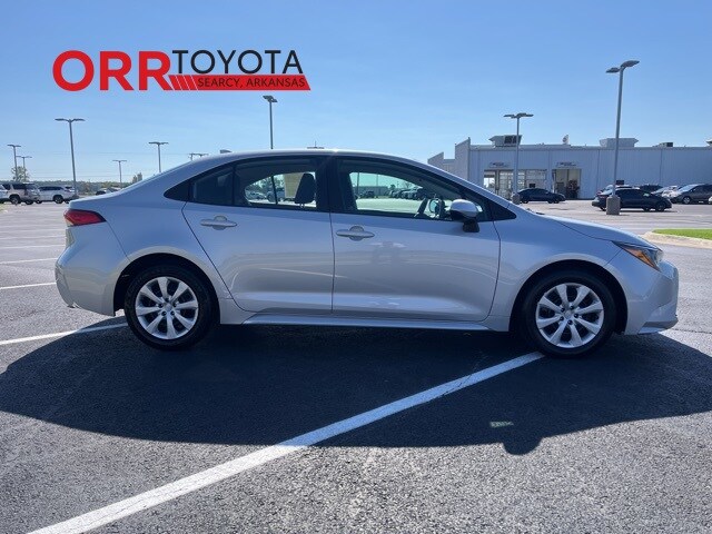 2023 Toyota Corolla LE photo 4