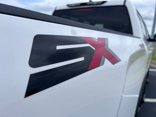 2026 Toyota Tundra SR5 - Photo 7
