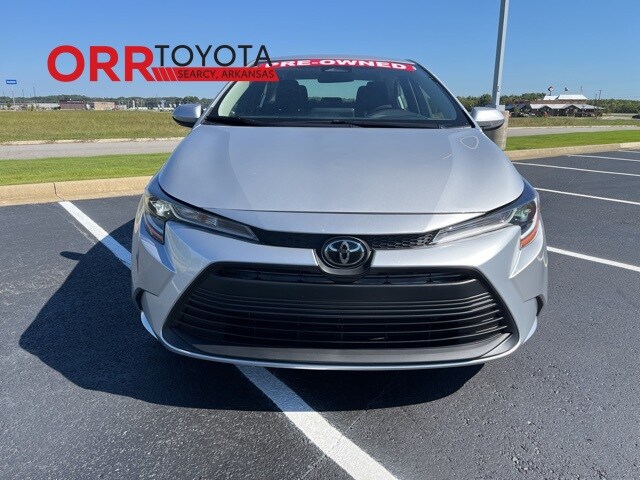 2023 Toyota Corolla SE XLE photo 2