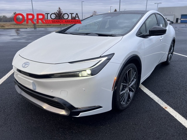 2026 Toyota Prius XLE's photo