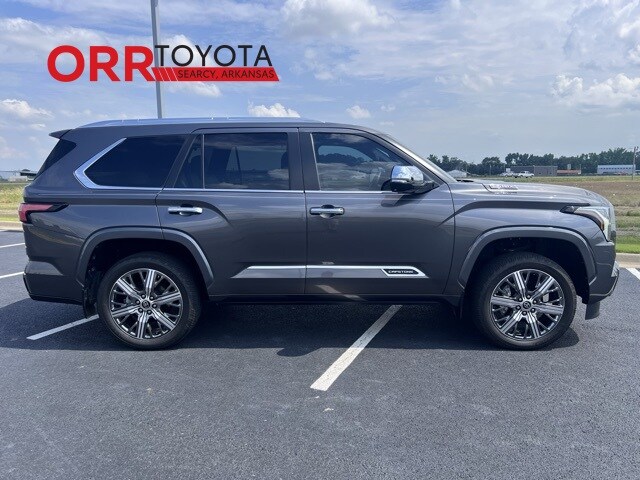 2024 Toyota Sequoia Capstone photo 4