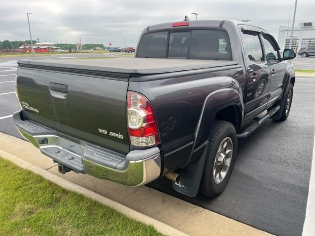 Used 2015 Toyota Tacoma Base Truck Double Cab