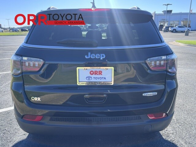 2021 Jeep Compass Latitude photo 3