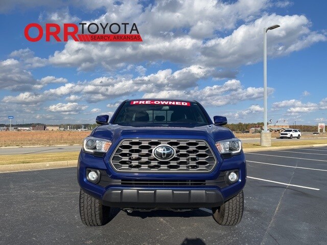 2023 Toyota Tacoma TRD Off-Road photo 2