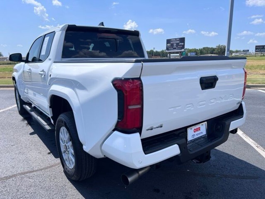 Used 2025 Toyota Tacoma SR5 Truck Double Cab