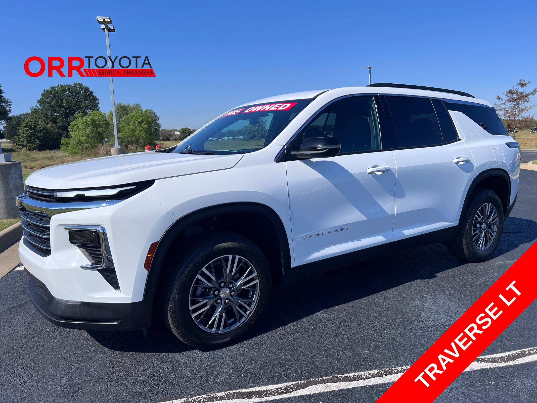 2025 Chevrolet Traverse LT