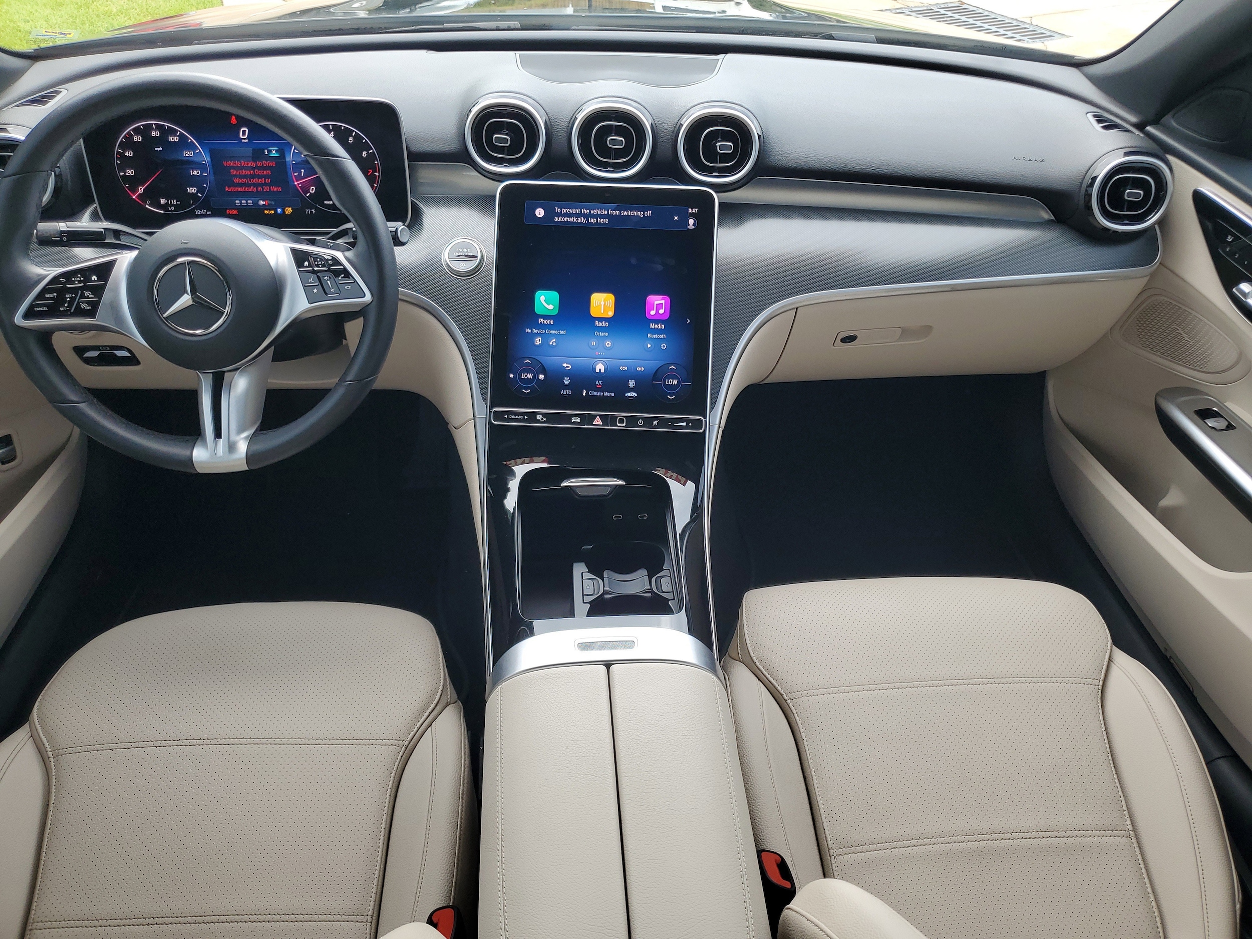 2025 Mercedes-Benz C-Class Sedan C 300 - Photo 31