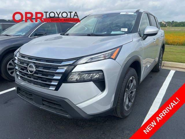 2025 Nissan Rogue SV FWD's photo