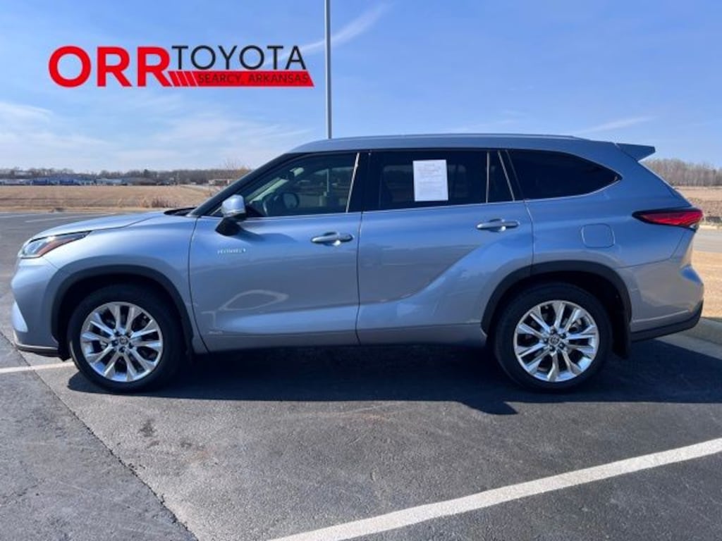 Used 2021 Toyota Highlander Hybrid Limited SUV