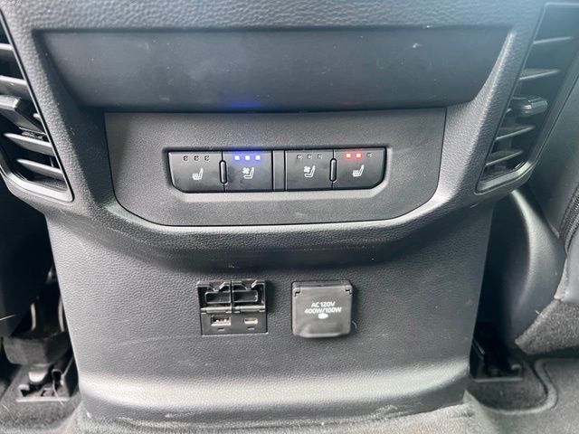 2025 Toyota Tundra Platinum - Photo 33