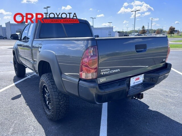 2013 Toyota Tacoma Base V6 4x4 photo 3