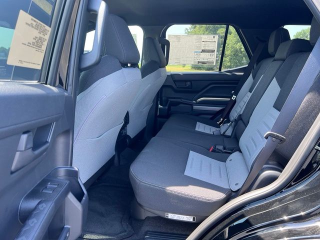 2026 Toyota 4Runner TRD Off-Road - Photo 24