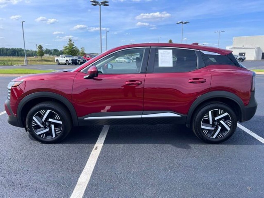 Used 2025 Nissan Kicks SV SUV